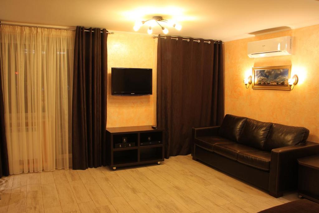 Apartment On Prospekt Mira Cernihiv Exterior foto